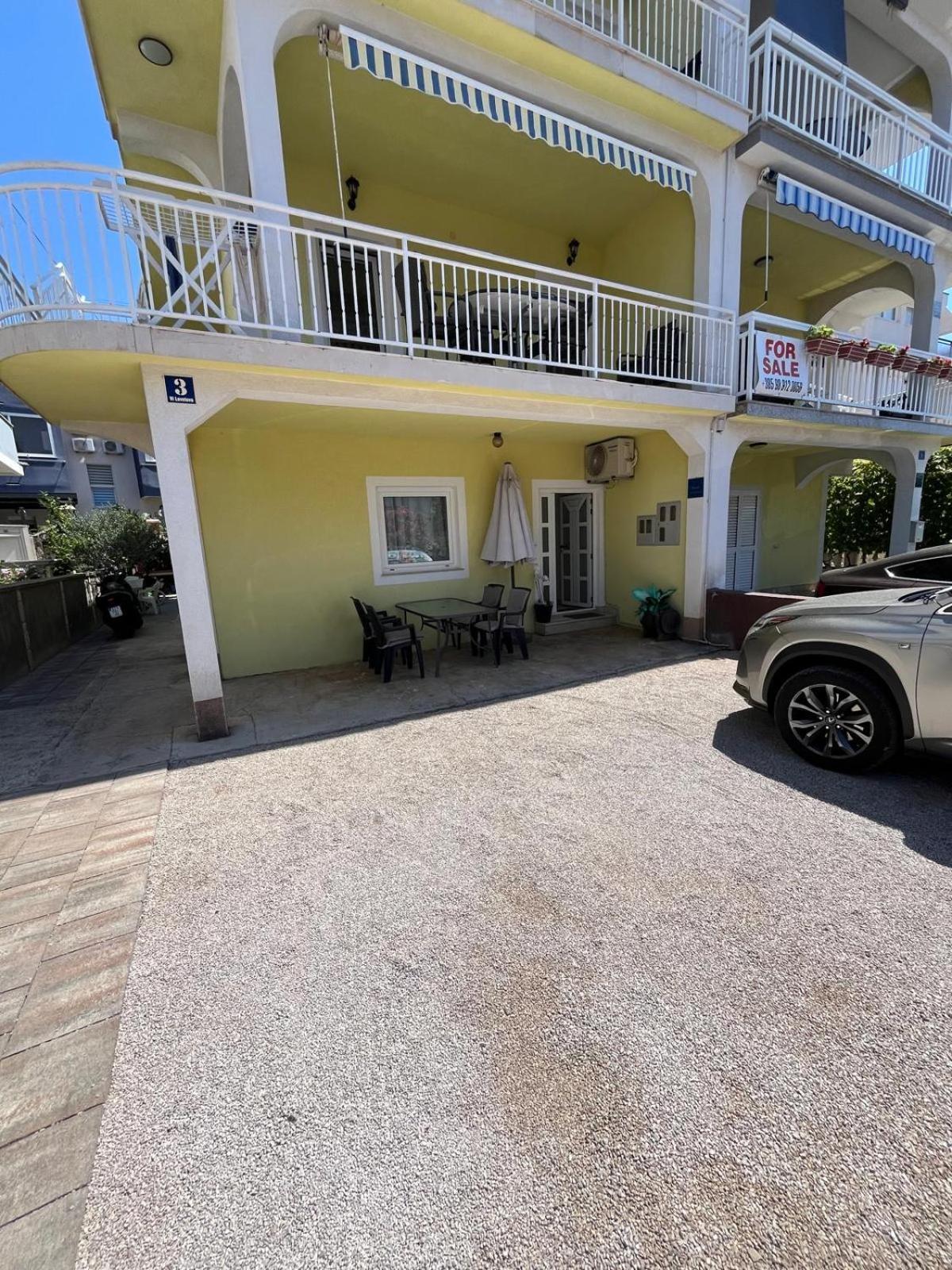 Ana Lovetovo Vodice Eksteriør bilde